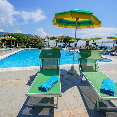 Ξενοδοχείο Sciaron 3*