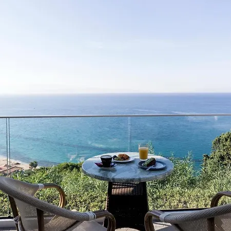 Sciaron 3* Capo Vaticano