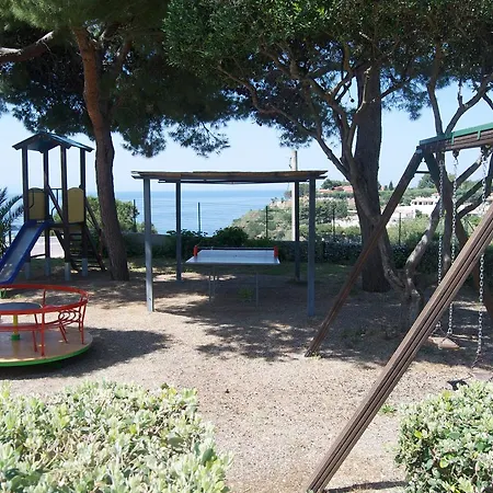 Sciaron 3* Capo Vaticano