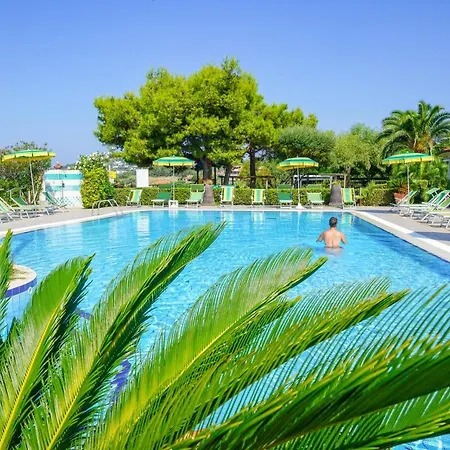 Sciaron Отель 3*