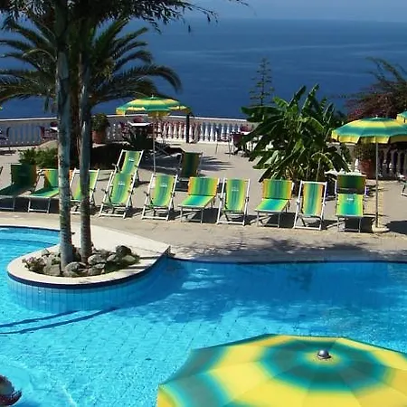 Отель Sciaron Капо-Ватикано